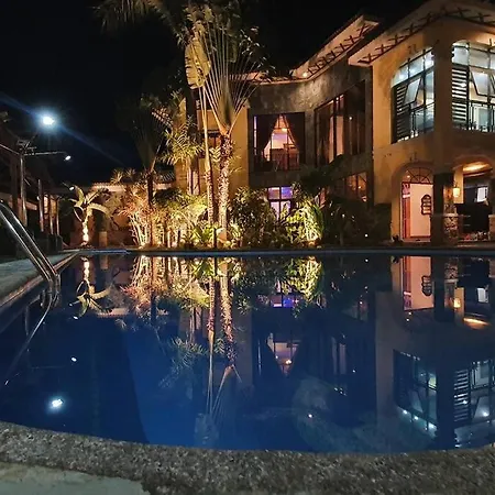 Dokkebi Pool Villa House 도깨비풀빌라